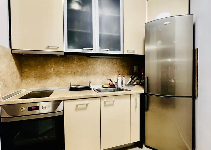 Urban Glow Near Metro Station Διαμέρισμα